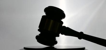 索贿5.32亿被判15年,平安信托员工收取"财务顾问费",牵出行业潜规则